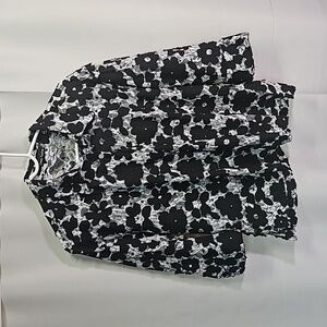 Dana Taylor White/Black Appliqued Lace Blouse Sz L